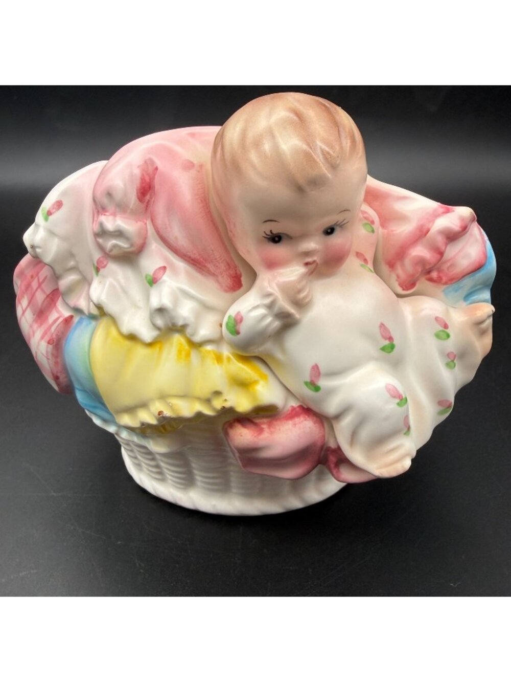 Napcoware Japan Ceramic Baby Girl Laundry Basket Planter Vtg 50s MCM C5575 Pink